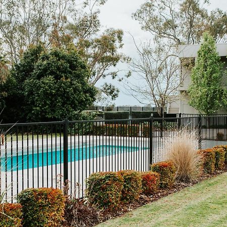 Nagambie Waterfront Motel Exterior foto